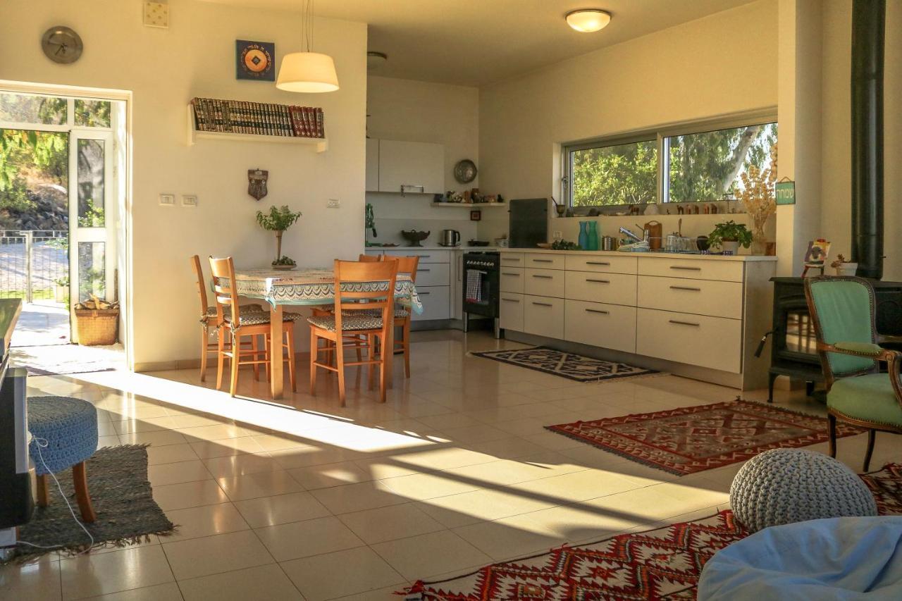 Rosh Pinna Home With A View Bagian luar foto